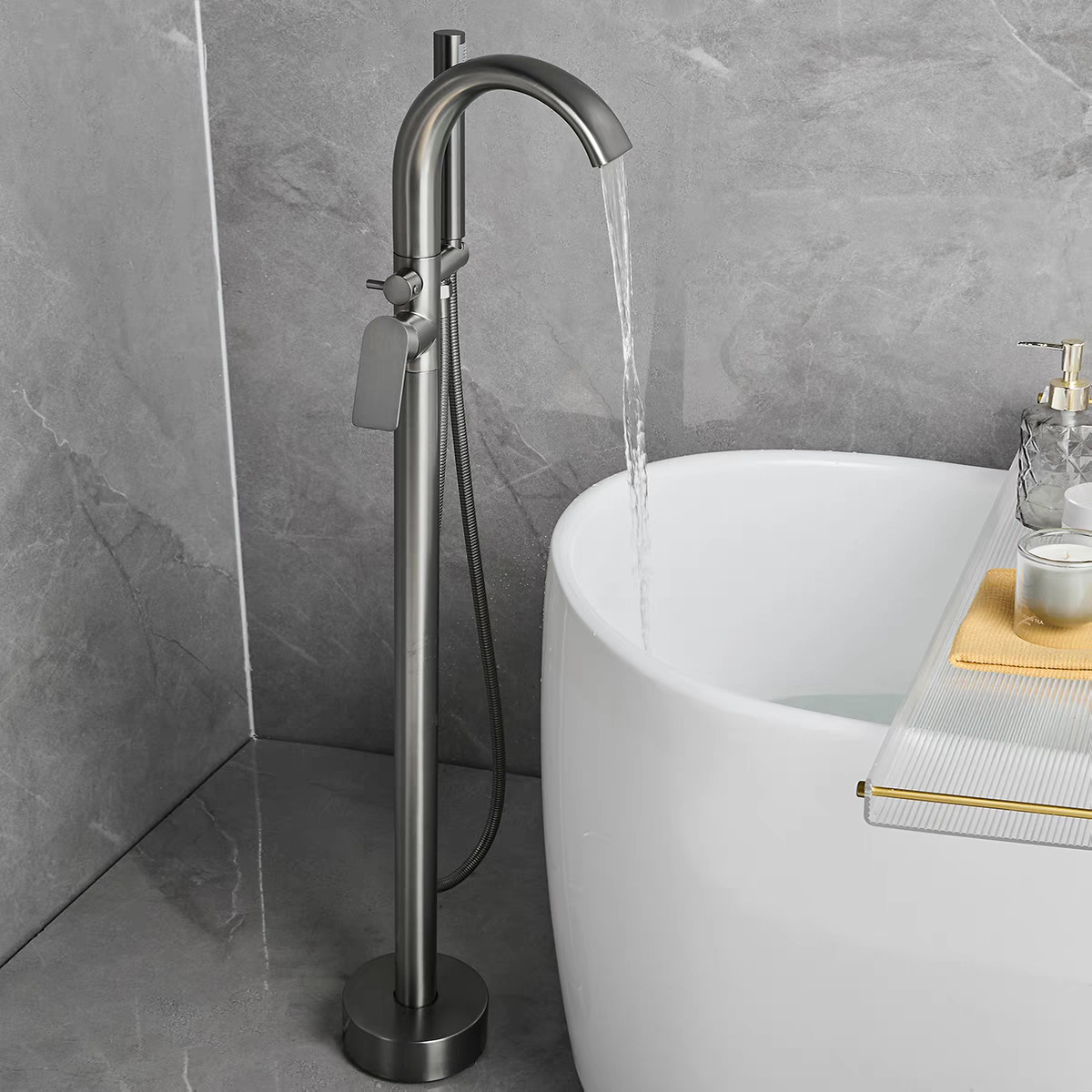 Freestanding Bathtub Filler Faucet Floor - Gun Metal Hot Cold Vrijstaande badkuipkraan